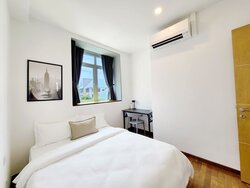 The Champagne (D14), Apartment #457656661